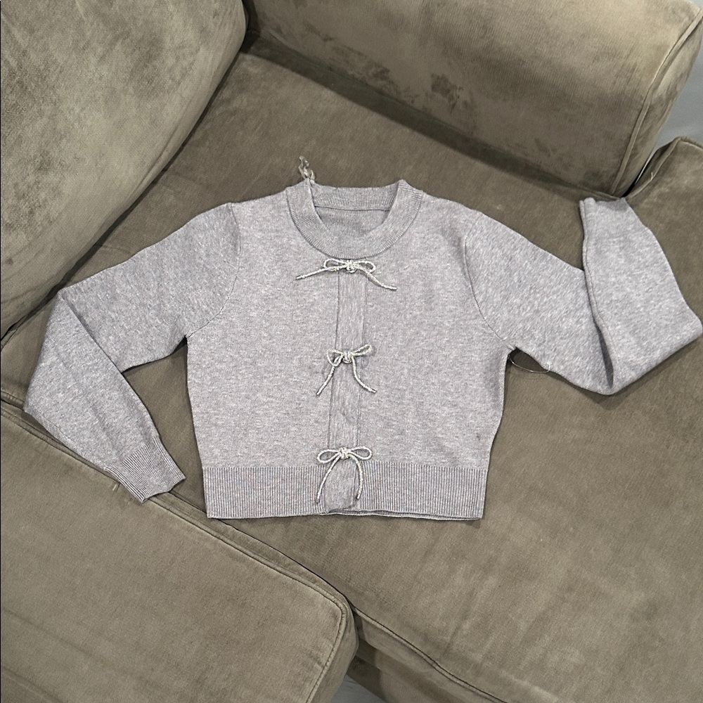 Bows sweater